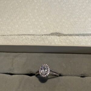 Elegant Silver Halo Ring, size 7